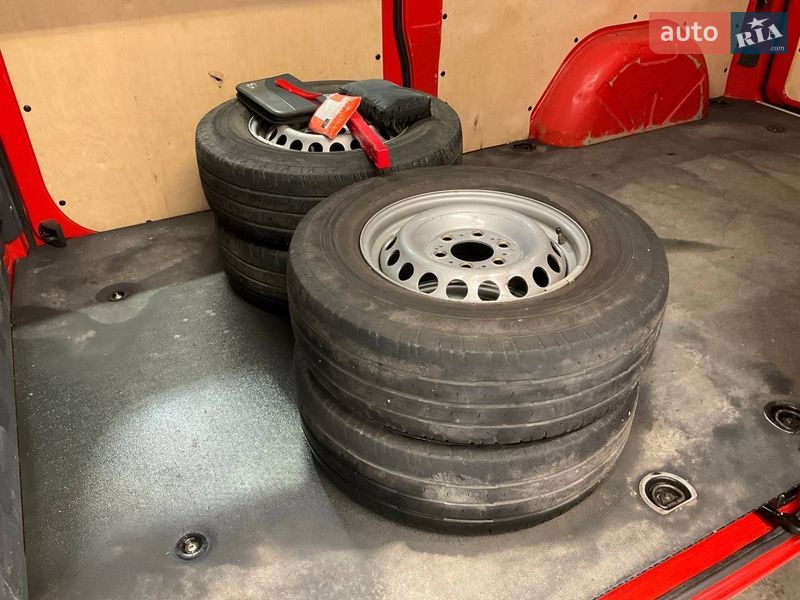 Грузовой фургон Mercedes-Benz eSprinter 2022 в Киеве фото 6 Грузовой фургон Mercedes-Benz eSprinter 2022 в Киеве