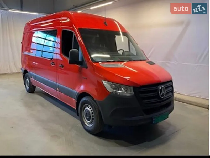 Mercedes-Benz eSprinter 2021
