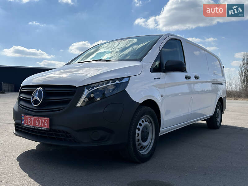 Mercedes-Benz eVito 2023