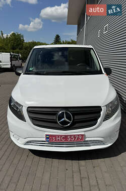 Мінівен Mercedes-Benz eVito 2022 в 