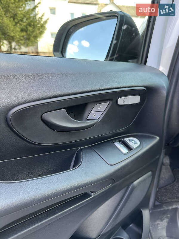 Вантажний фургон Mercedes-Benz eVito 2023 в Рівному