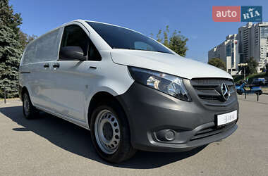 Вантажний фургон Mercedes-Benz eVito 2019 в Києві