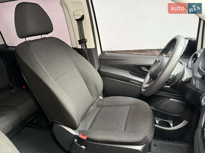 Минивэн Mercedes-Benz eVito 2021 в Тячеве