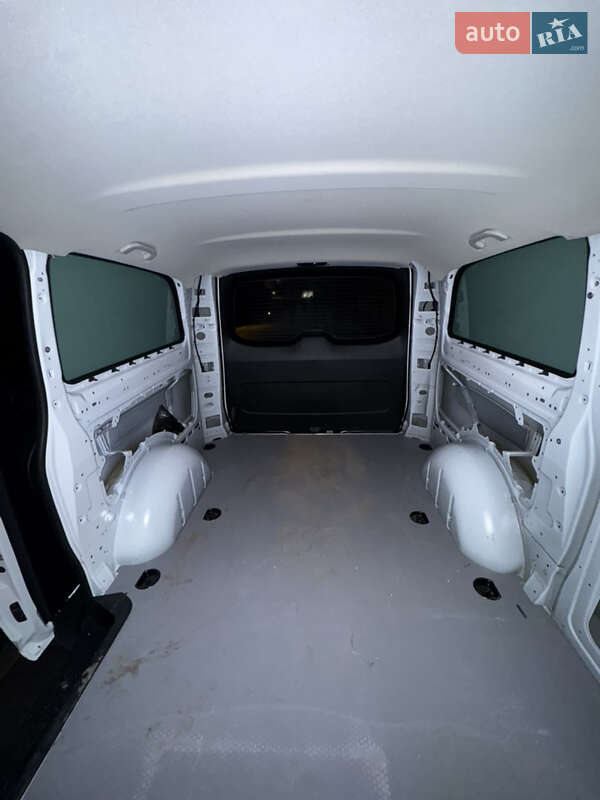 Вантажний фургон Mercedes-Benz eVito 2023 в Рівному