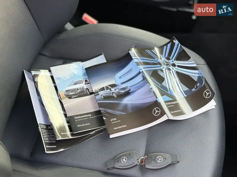 Мінівен Mercedes-Benz eVito 2024 в Луцьку документ