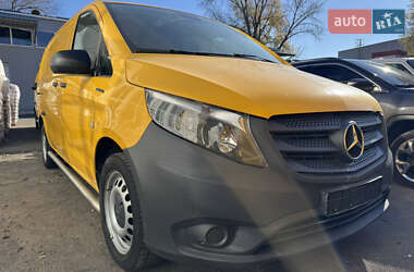Вантажний фургон Mercedes-Benz eVito 2020 в Києві
