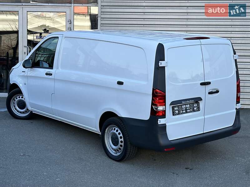 Вантажний фургон Mercedes-Benz eVito 2019 в Києві