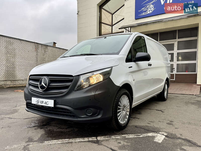 Вантажний фургон Mercedes-Benz eVito 2024 в Києві
