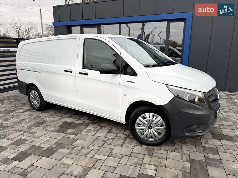 Вантажний фургон Mercedes-Benz eVito 2020 в Рівному