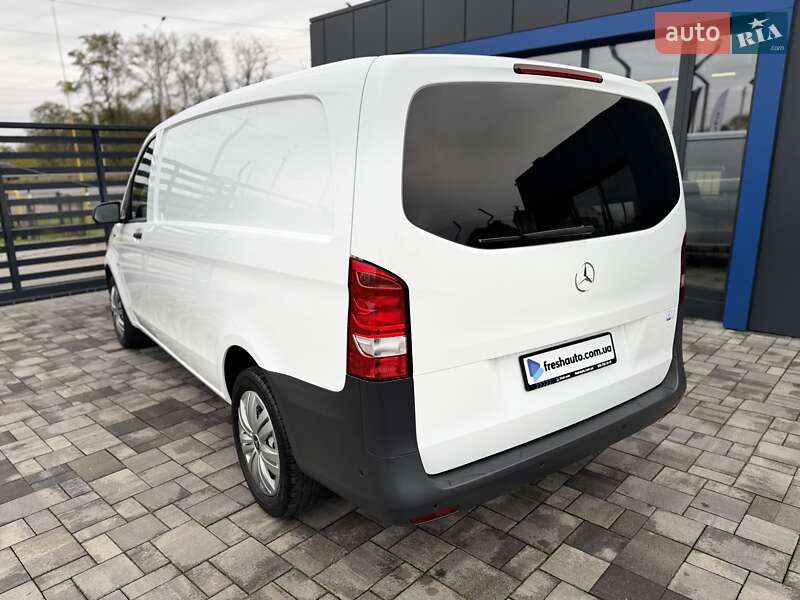 Вантажний фургон Mercedes-Benz eVito 2020 в Рівному