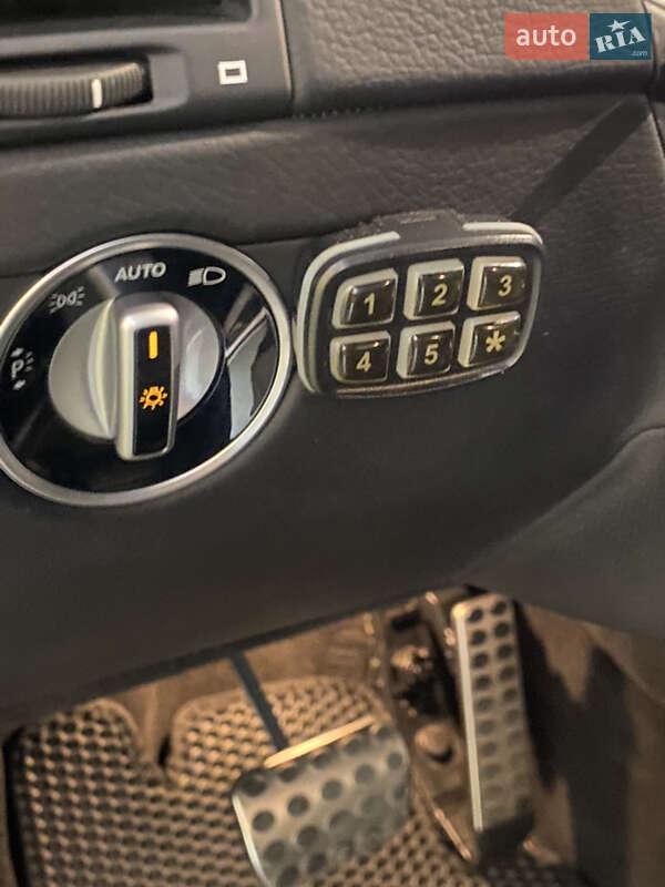 Внедорожник / Кроссовер Mercedes-Benz G-Class 2017 в Киеве