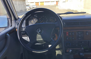 Позашляховик / Кросовер Mercedes-Benz G-Class 1990 в 