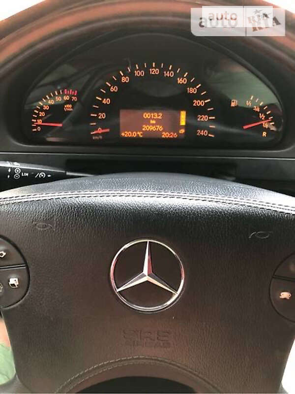 Внедорожник / Кроссовер Mercedes-Benz G-Class 2001 в Берегово