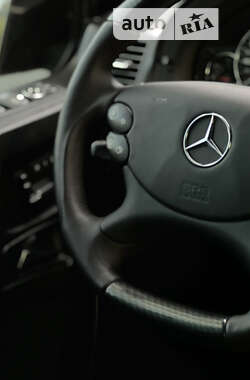 Внедорожник / Кроссовер Mercedes-Benz G-Class 2003 в 