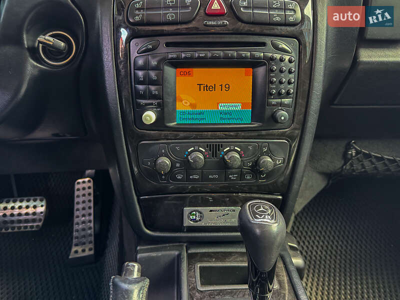 Внедорожник / Кроссовер Mercedes-Benz G-Class 2002 в Киеве