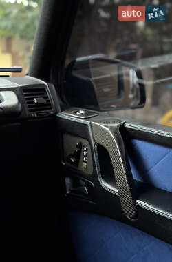 Внедорожник / Кроссовер Mercedes-Benz G-Class 2004 в 
