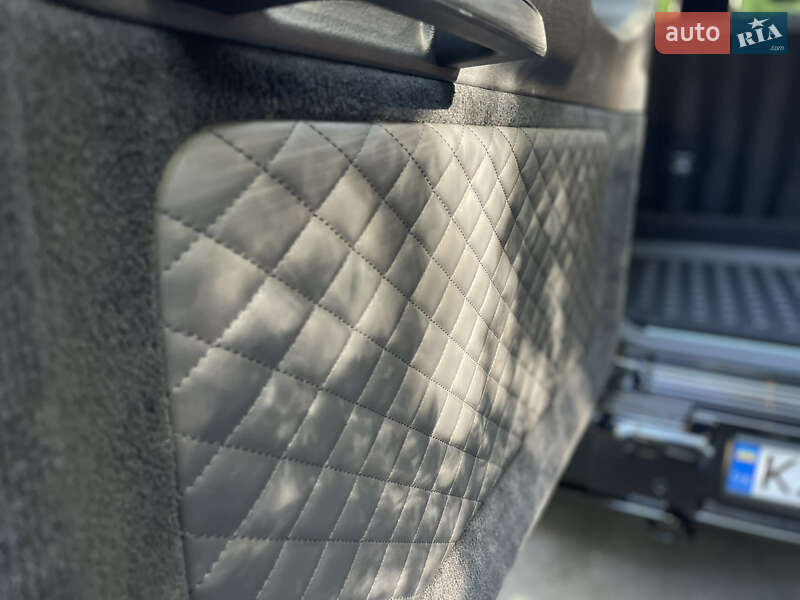 Позашляховик / Кросовер Mercedes-Benz G-Class 2020 в Києві