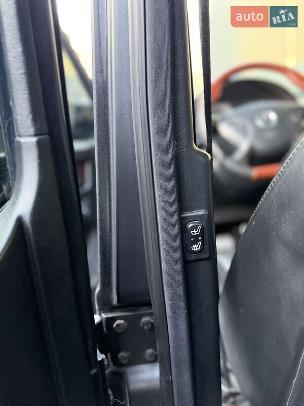 Позашляховик / Кросовер Mercedes-Benz G-Class 2003 в Києві