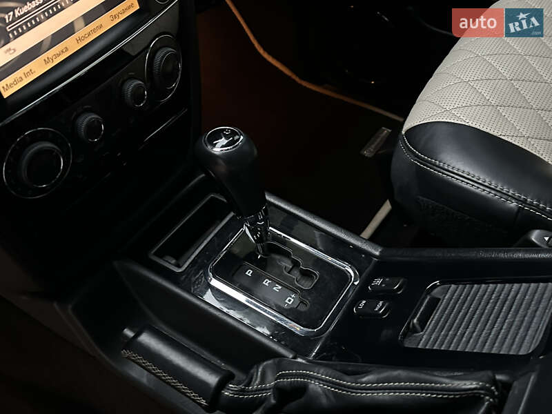 Внедорожник / Кроссовер Mercedes-Benz G-Class 2010 в Кельменцах