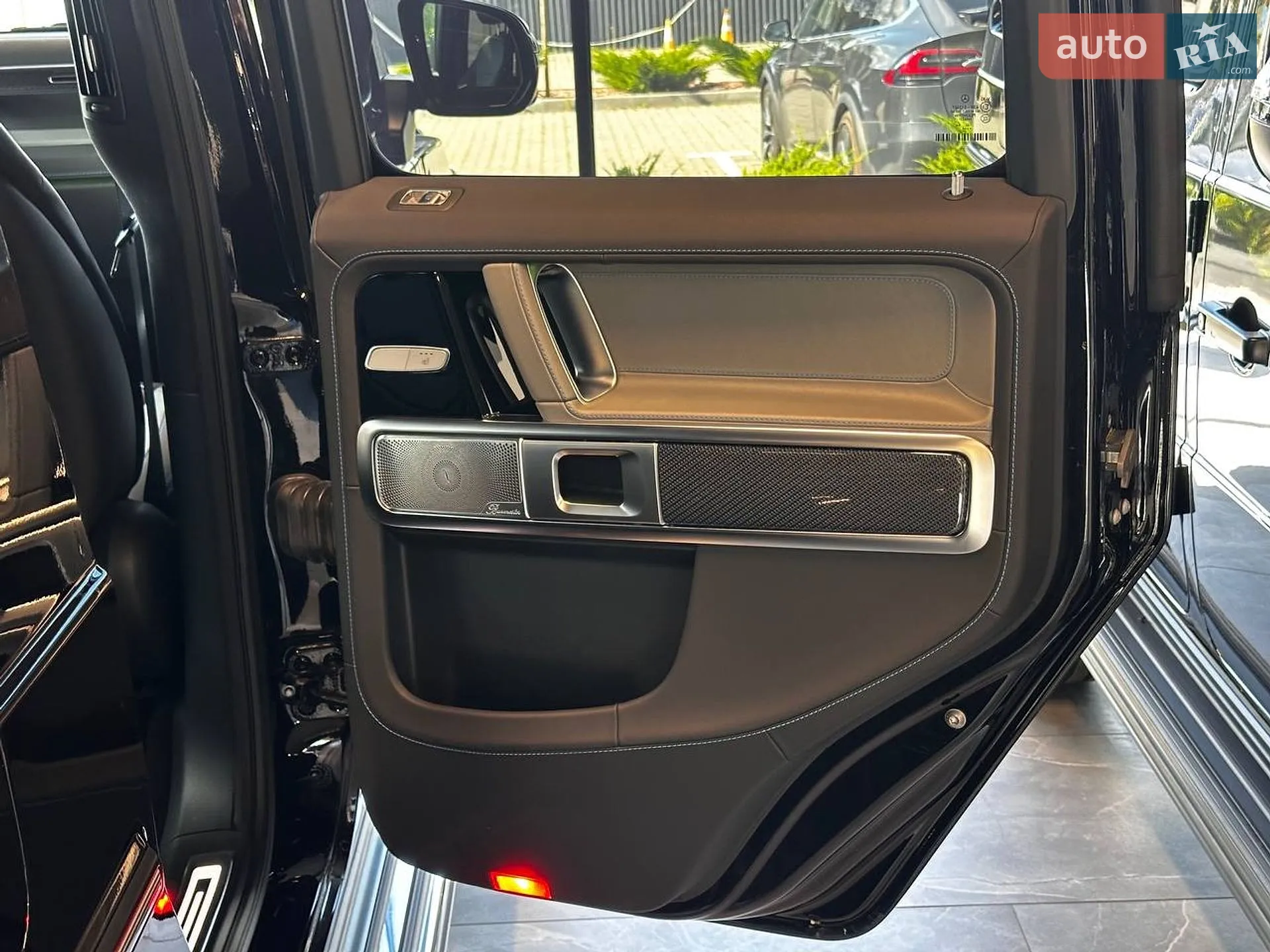2025 Mercedes-Benz G-klasse - мініатюра 45