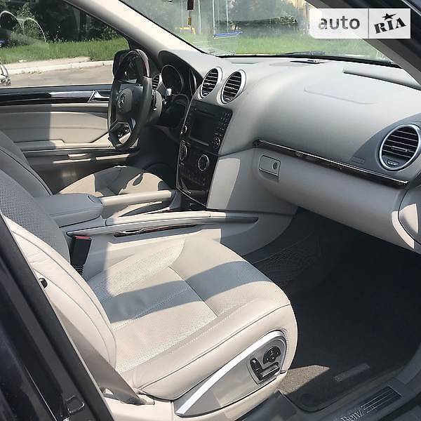 Внедорожник / Кроссовер Mercedes-Benz GL-Class 2010 в Киеве фото 20 Внедорожник / Кроссовер Mercedes-Benz GL-Class 2010 в Киеве
