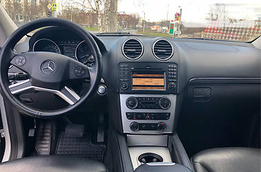 Позашляховик / Кросовер Mercedes-Benz GL-Class 2008 в 