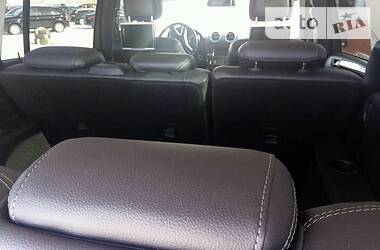 Позашляховик / Кросовер Mercedes-Benz GL-Class 2010 в 