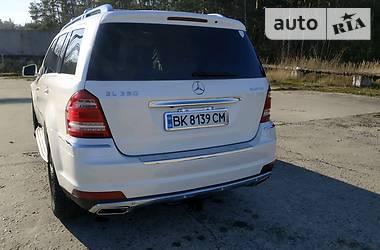Позашляховик / Кросовер Mercedes-Benz GL-Class 2011 в 