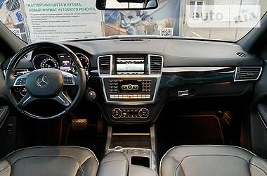 Позашляховик / Кросовер Mercedes-Benz GL-Class 2014 в 