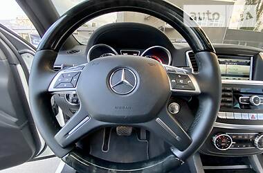 Позашляховик / Кросовер Mercedes-Benz GL-Class 2014 в 