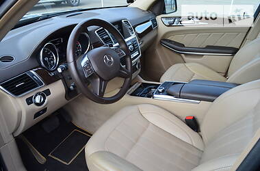 Позашляховик / Кросовер Mercedes-Benz GL-Class 2014 в 
