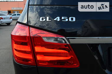 Позашляховик / Кросовер Mercedes-Benz GL-Class 2014 в 