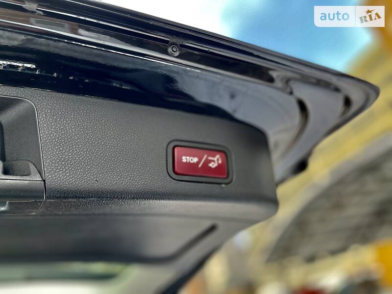 Позашляховик / Кросовер Mercedes-Benz GL-Class 2015 в Києві