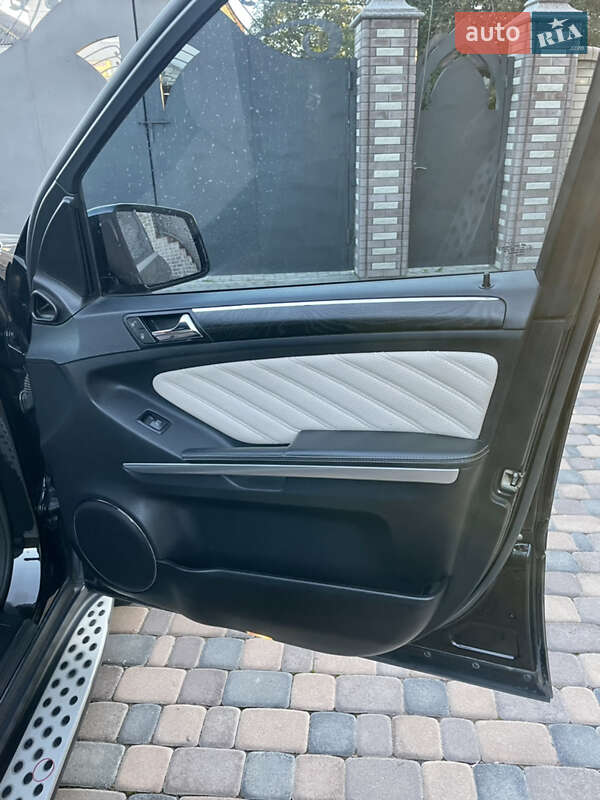 Внедорожник / Кроссовер Mercedes-Benz GL-Class 2012 в Черновцах фото 19 Внедорожник / Кроссовер Mercedes-Benz GL-Class 2012 в Черновцах