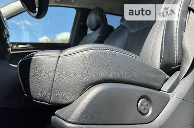 Позашляховик / Кросовер Mercedes-Benz GL-Class 2014 в 