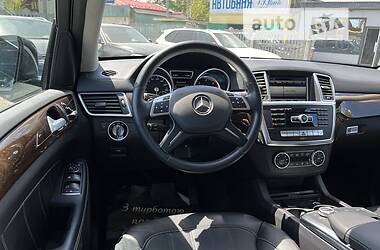 Позашляховик / Кросовер Mercedes-Benz GL-Class 2014 в 