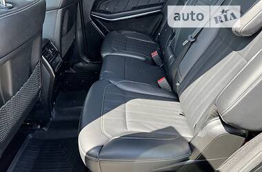 Позашляховик / Кросовер Mercedes-Benz GL-Class 2014 в 