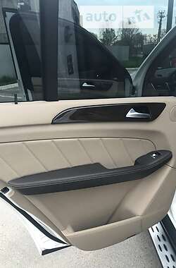 Позашляховик / Кросовер Mercedes-Benz GL-Class 2014 в 