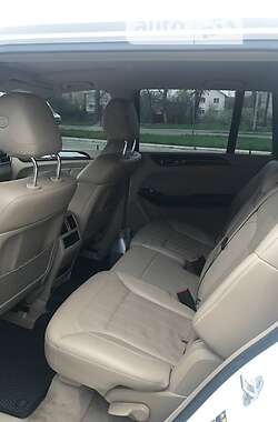 Позашляховик / Кросовер Mercedes-Benz GL-Class 2014 в 