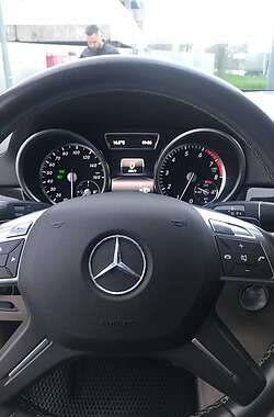 Позашляховик / Кросовер Mercedes-Benz GL-Class 2014 в 