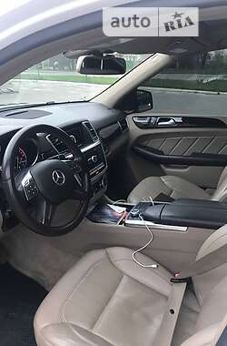 Позашляховик / Кросовер Mercedes-Benz GL-Class 2014 в 
