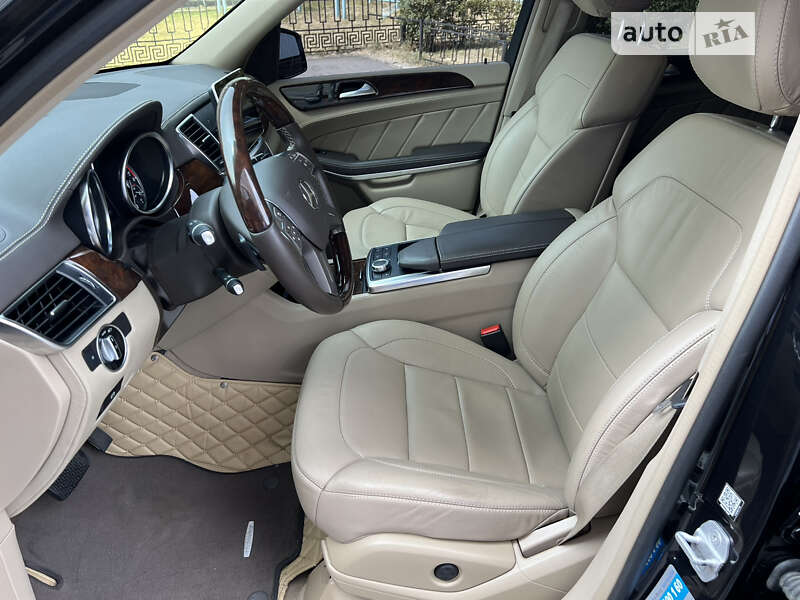 Позашляховик / Кросовер Mercedes-Benz GL-Class 2014 в Києві