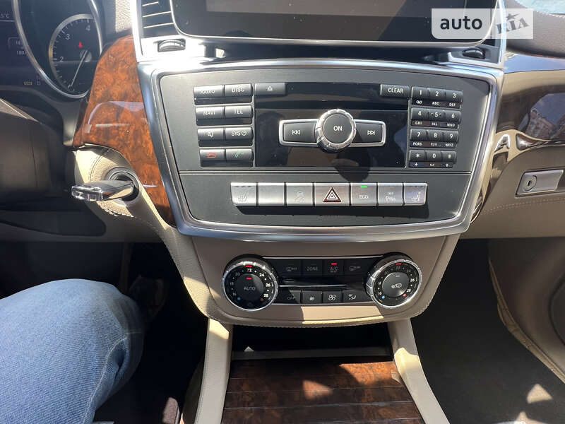 Позашляховик / Кросовер Mercedes-Benz GL-Class 2014 в Києві