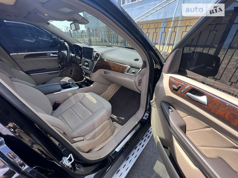 Позашляховик / Кросовер Mercedes-Benz GL-Class 2014 в Києві