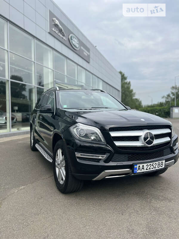 Mercedes-Benz GL-Class 2014 Mercedes-Benz GL-Class 2014