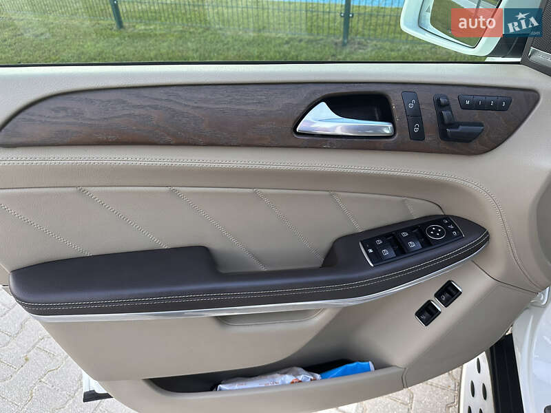 Внедорожник / Кроссовер Mercedes-Benz GL-Class 2013 в Трускавце фото 71 Внедорожник / Кроссовер Mercedes-Benz GL-Class 2013 в Трускавце