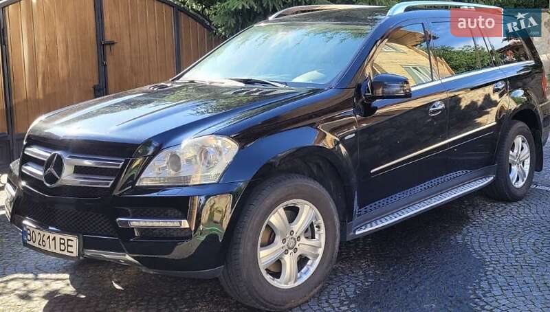 Mercedes-Benz GL-Class 2010
