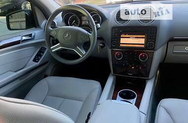 Позашляховик / Кросовер Mercedes-Benz GL-Class 2012 в 