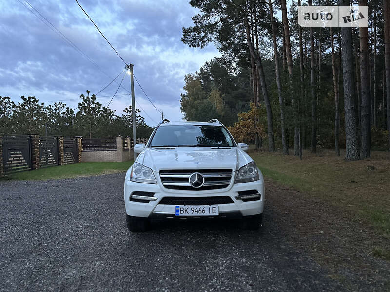 Внедорожник / Кроссовер Mercedes-Benz GL-Class 2010 в 