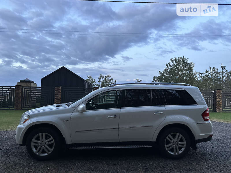 Внедорожник / Кроссовер Mercedes-Benz GL-Class 2010 в Костополе фото 5 Внедорожник / Кроссовер Mercedes-Benz GL-Class 2010 в Костополе